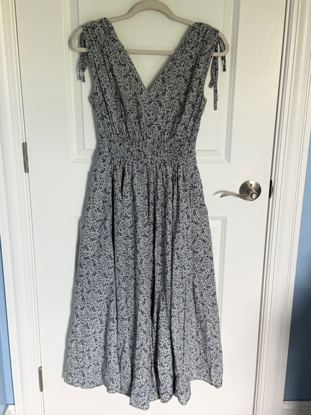Madewell Blue Florentine Floral Sophia Smocked Midi Dress Size XS 54747 - Picture 9 of 14